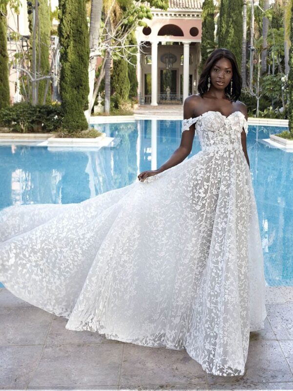 Robes de mariee Demetrios Showroom Confidence Mariage